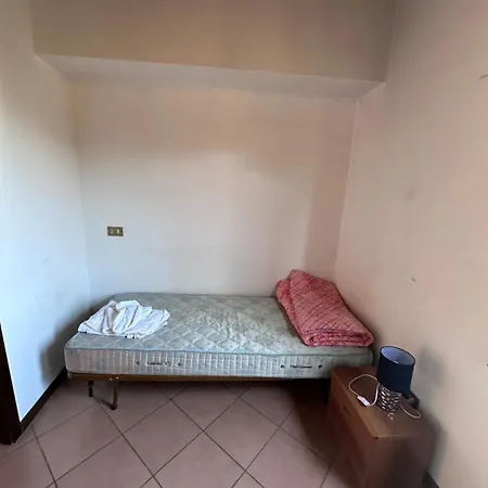 Dante 12 Flat Apartmán